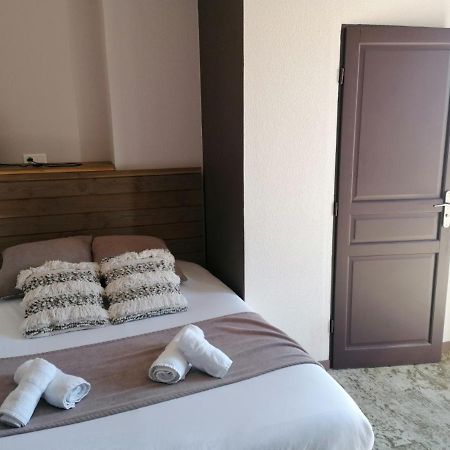 Hotel Restaurant L'Escale Le Grau-dʼAgde Esterno foto