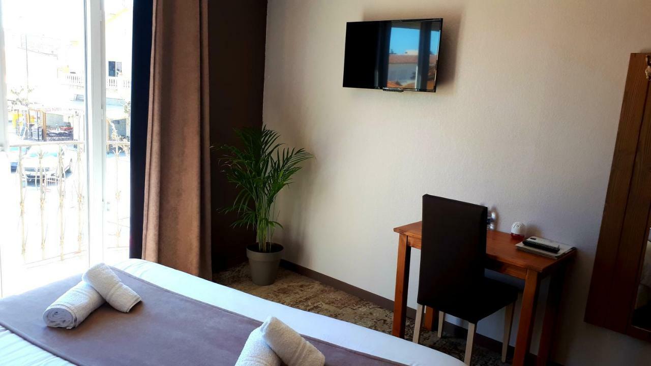Hotel Restaurant L'Escale Le Grau-dʼAgde Esterno foto